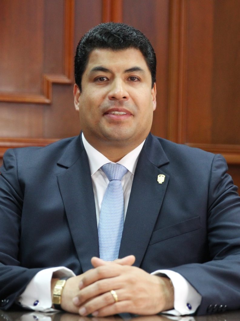 Dr_Fernando Varela Bohórquez